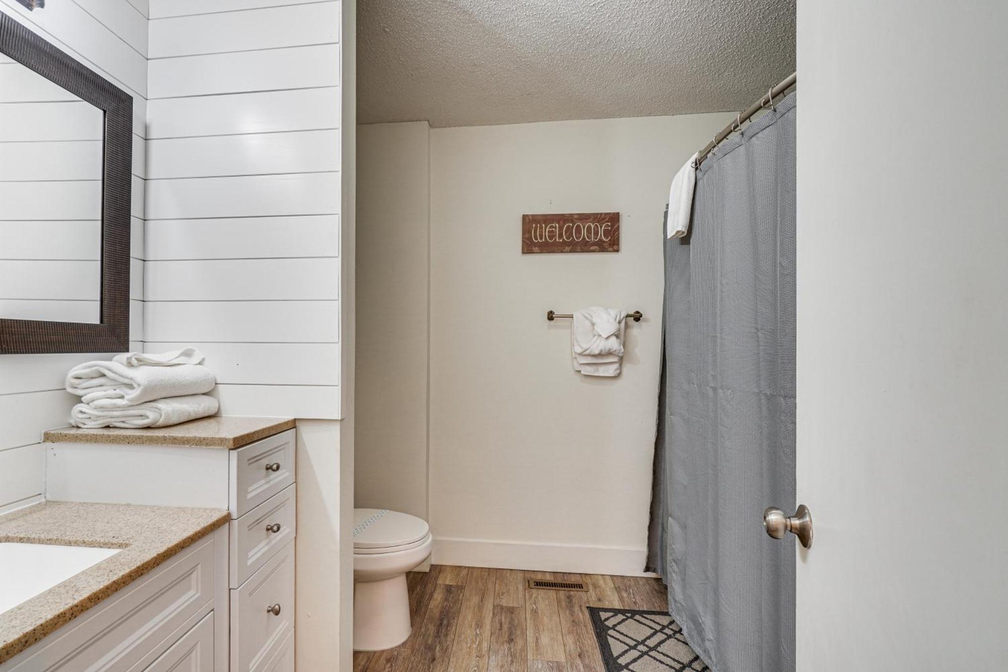 Gatlinburg Mountain Townhome With Pool Access! Exterior photo